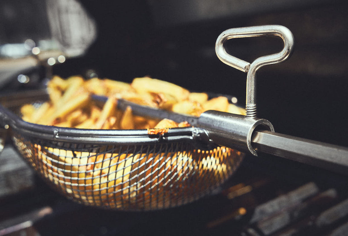 Detail Grillkorb mit Scharnier Detail Grillkorb mit Scharnier
