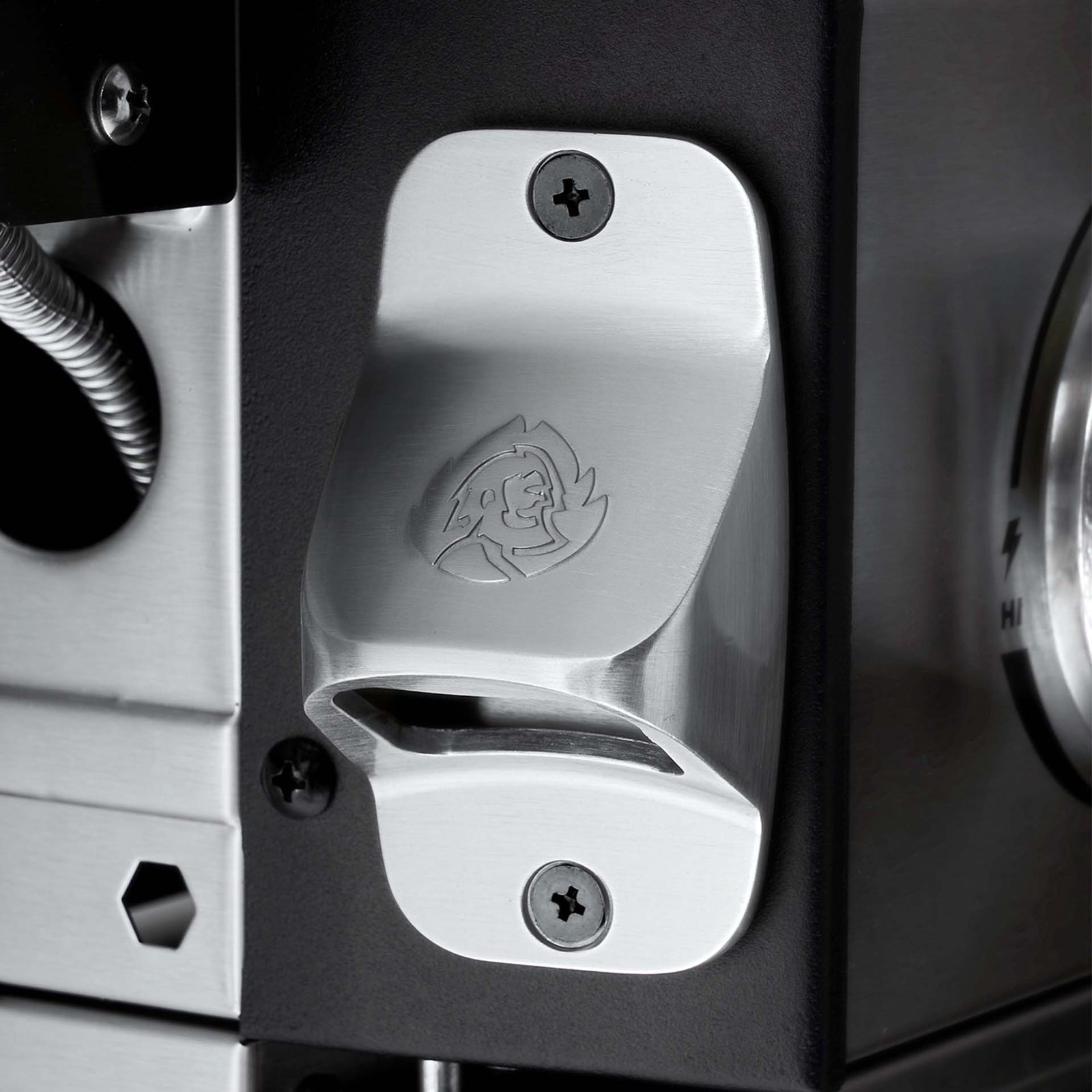Magnetischer Flaschenöffner mit BURNHARD Logo Magnetischer Flaschenöffner mit BURNHARD Logo
