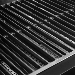 Gusseisen-Grillrost von BURNHARD mit massiven Streben in naher Detailaufnahme
 946761_946763_946765_946767_