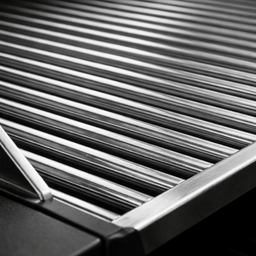 946764_946766_946762_946768 Edelstahl-Grillrost für BURNHARD FRED Series 4 in naher Detailaufnahme